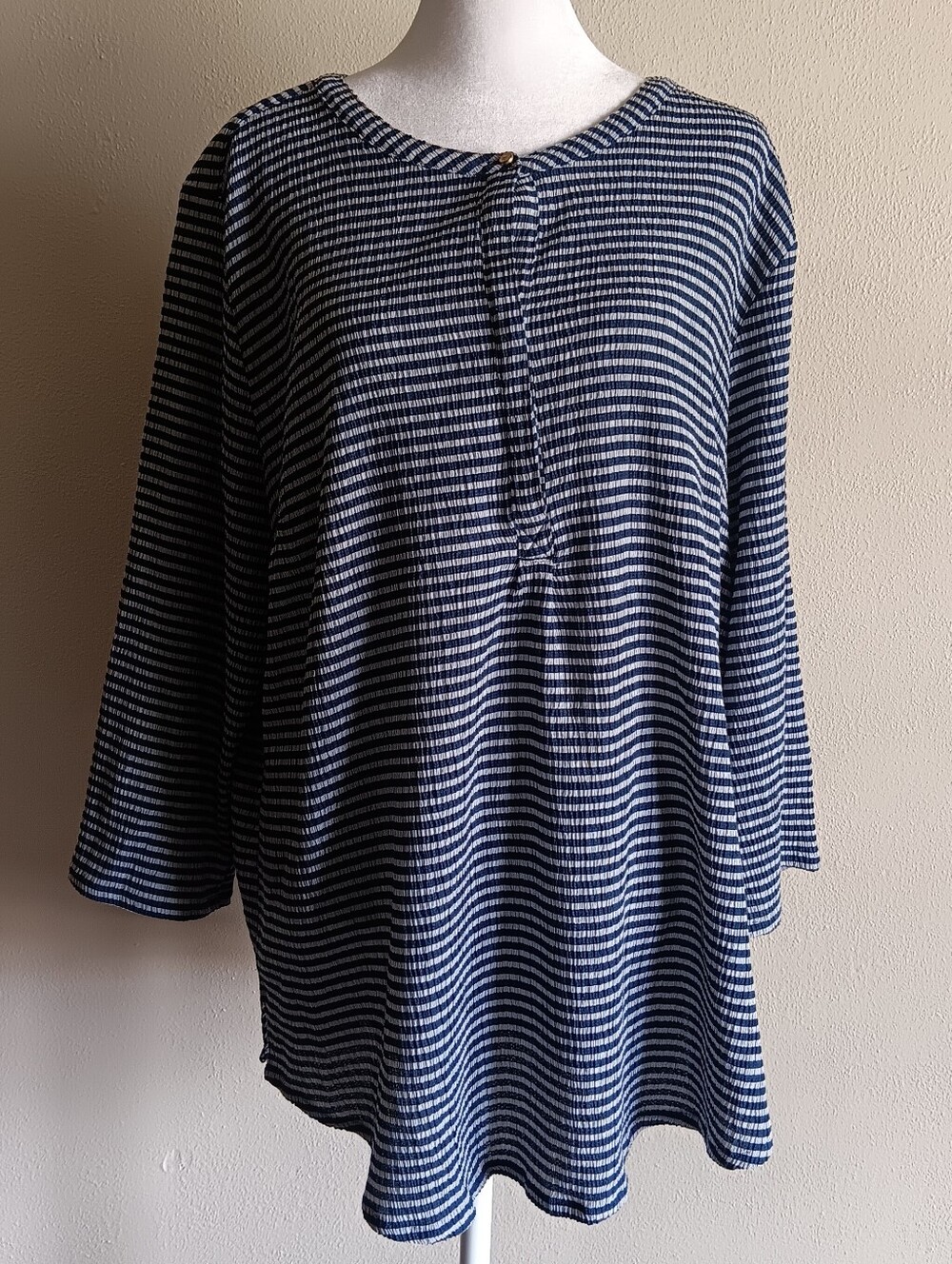 Liz Claiborne XXL Striped Navy & White Long Sleeve, Lightweight Slip On Top